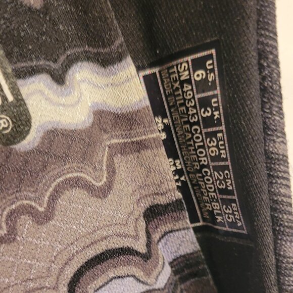 Black Mary Janes Skechers Memory Foam Womens Size 6 - Picture 15 of 15